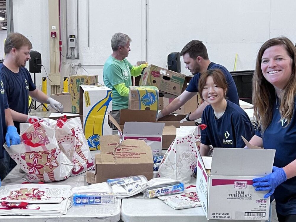 the Clarity team volunteering at Greater Chicago Food Depository